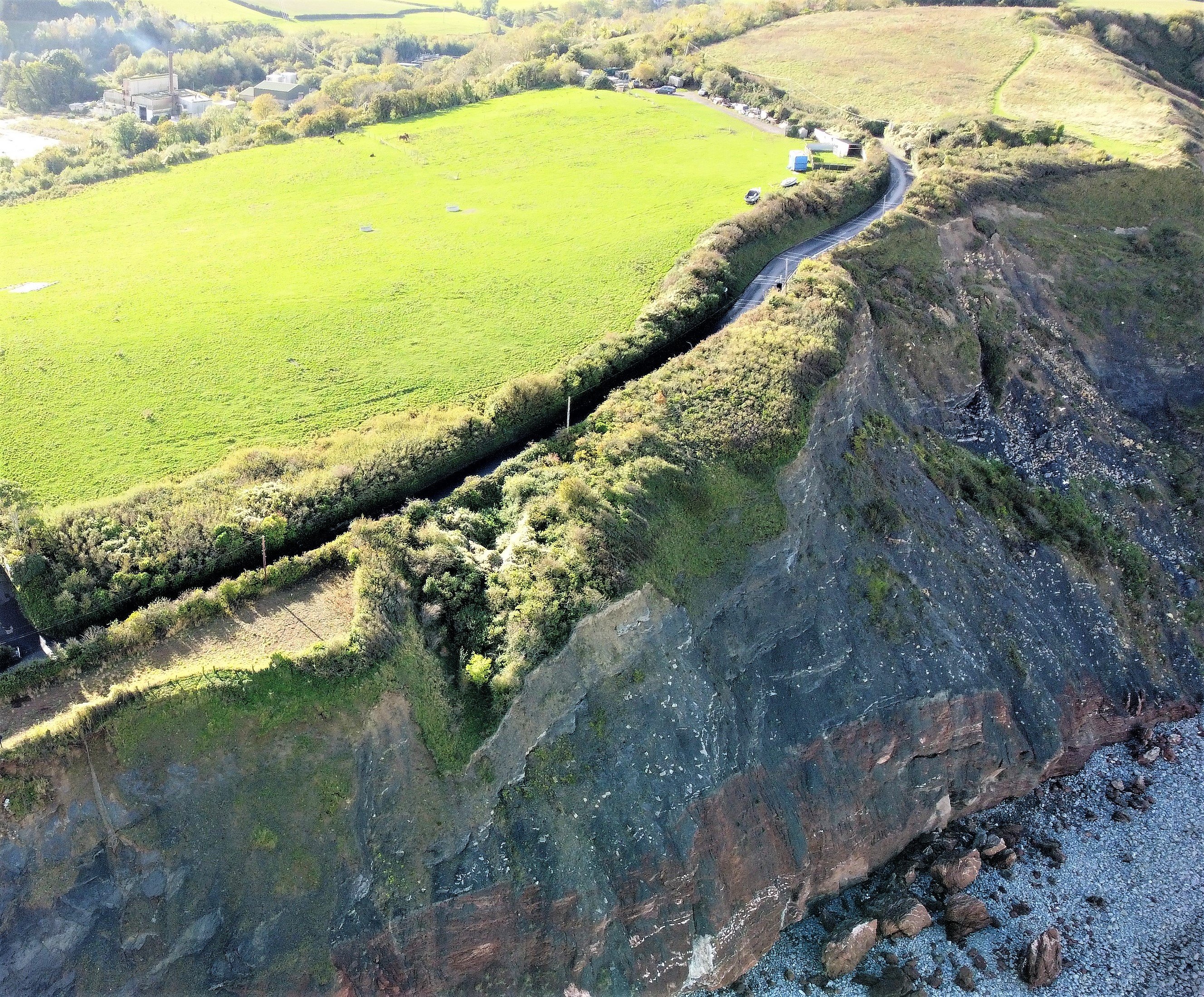 Council confirms 'indefinite' closure for Cleeve Hill cliff road at